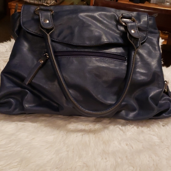 Rampage Purse - Picture 2 of 5